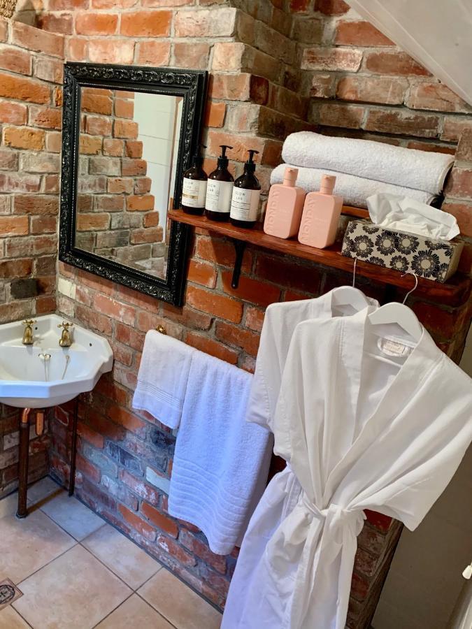 أكارو Mill Cottage - Boutique Accommodation And Garden المظهر الخارجي الصورة